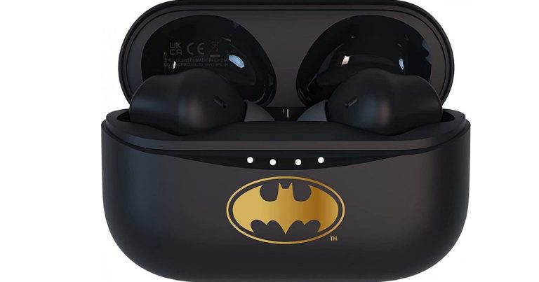 rs 125 only on thesparkshop.in batman style wireless bt earbuds